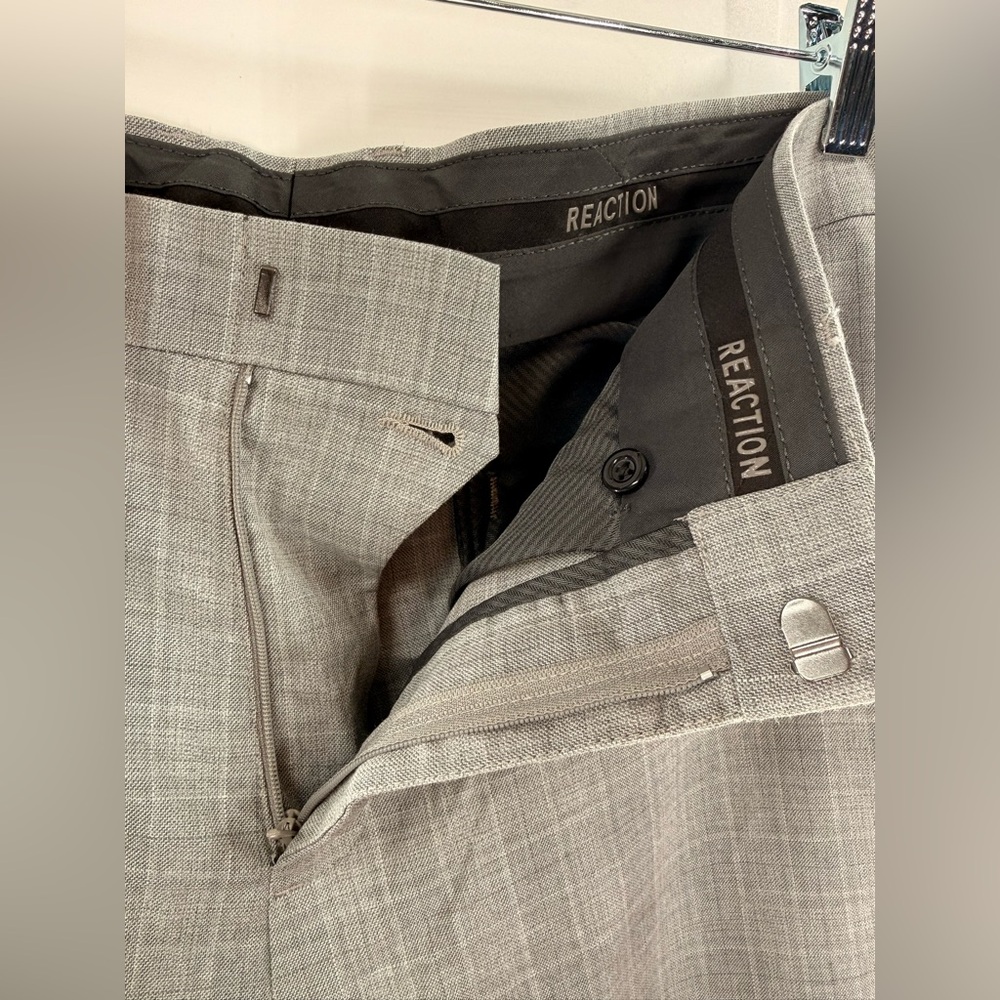 EUC Kenneth Cole Reaction Stretch Plaid Dress Pants - Picture 5 of 8